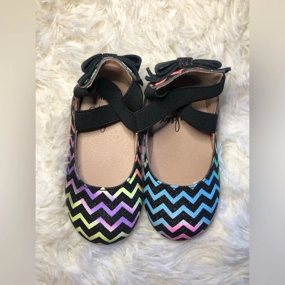 Monkey Feet Multicolor Chevron Kids Slippers with Bow NWOT 18-24M